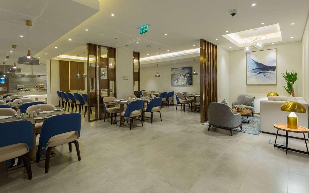 Comfort Hotel Jeddah King Road Экстерьер фото