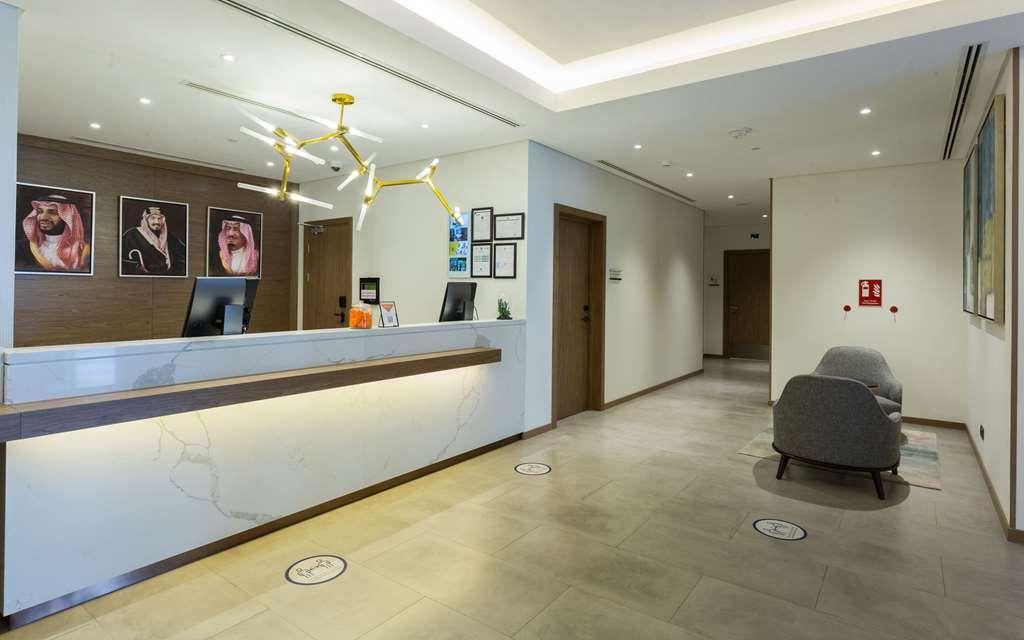 Comfort Hotel Jeddah King Road Интерьер фото