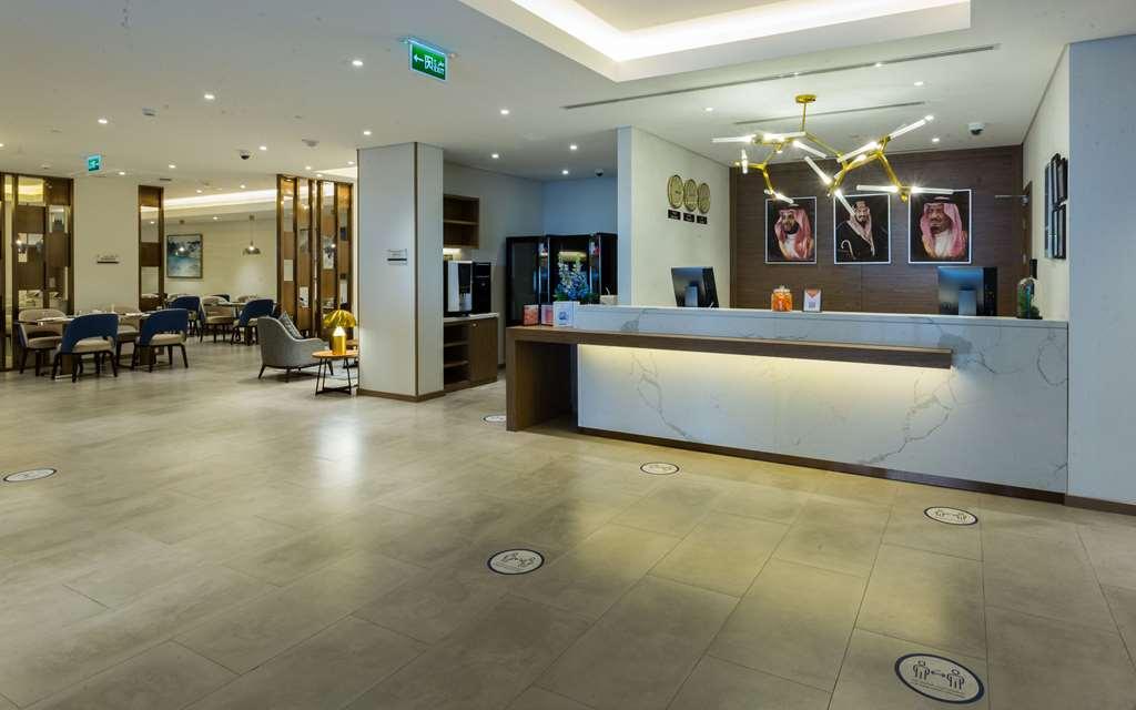 Comfort Hotel Jeddah King Road Интерьер фото