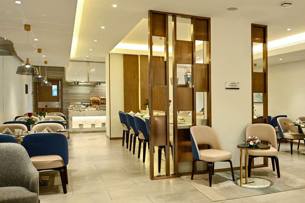 Comfort Hotel Jeddah King Road Ресторан фото